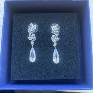 Elegant Silver Drop Earrings